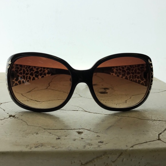 Oleg Cassini Gray Round Frame With Alligator Print Thick Arm Yellow Tint - Picture 2 of 6